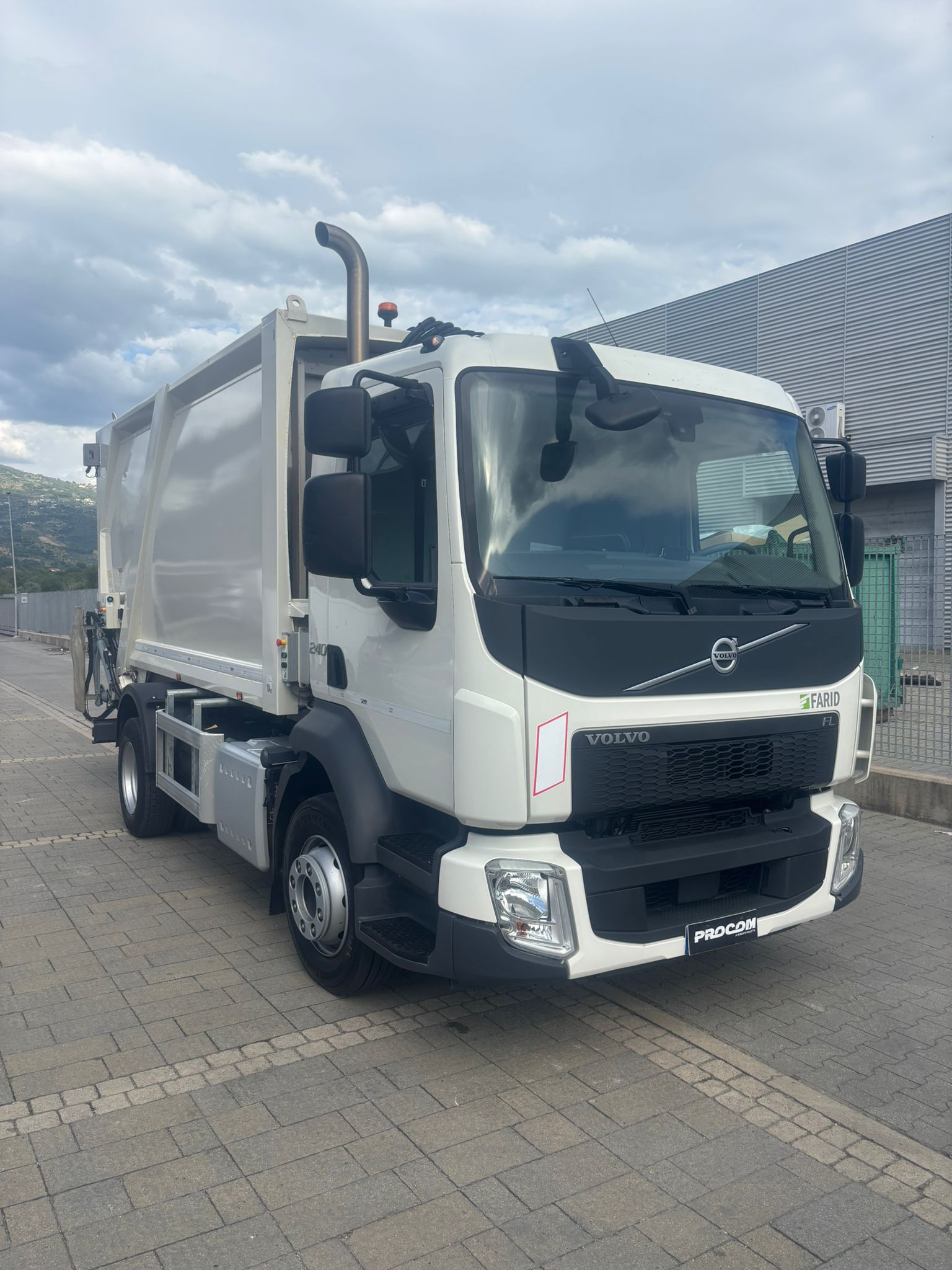 Volvo FL 240 - immagine 2